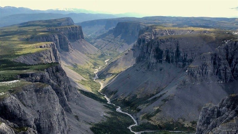 Nahanni Nemzeti Park